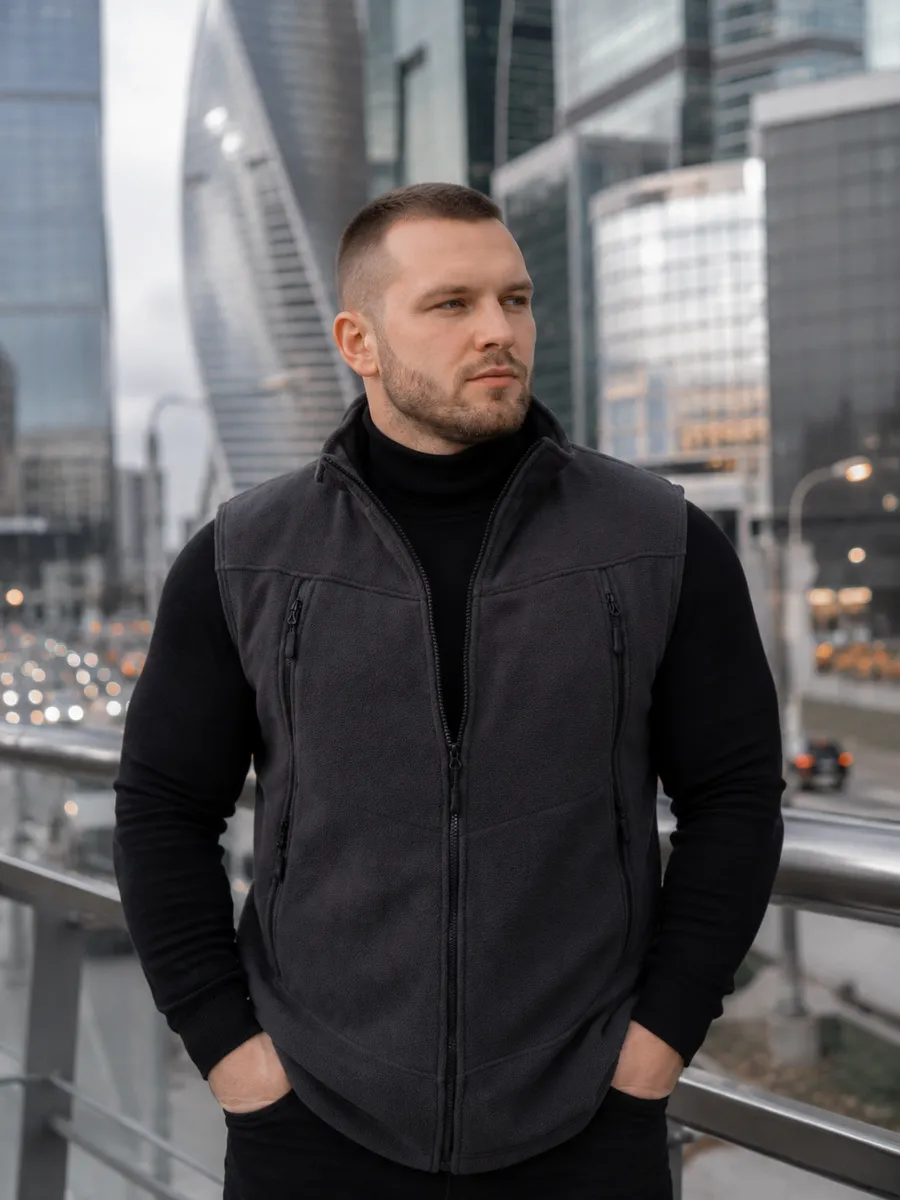 Жилетка теплая флисовая
